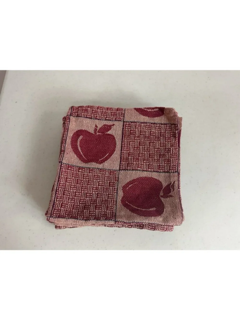 Vintage Red Apple Table Napkins Lot of 4